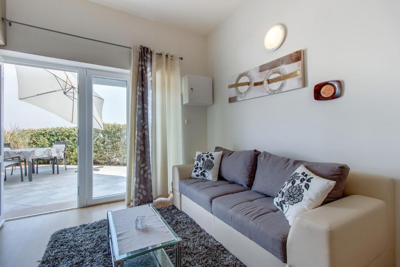 Beautiful Apartments Ksenija Mali Losinj Bilik gambar